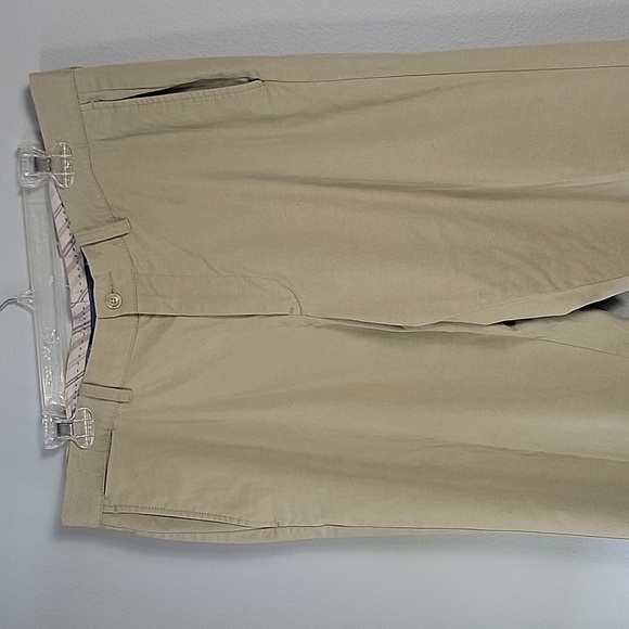 Tommy Bahama lightweight flat front pant - Picture 2 of 11